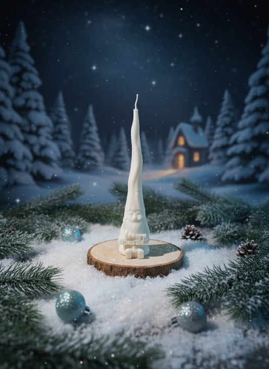 Charmante Kabouter met Lange Muts – Een Sprookjesachtig Accent